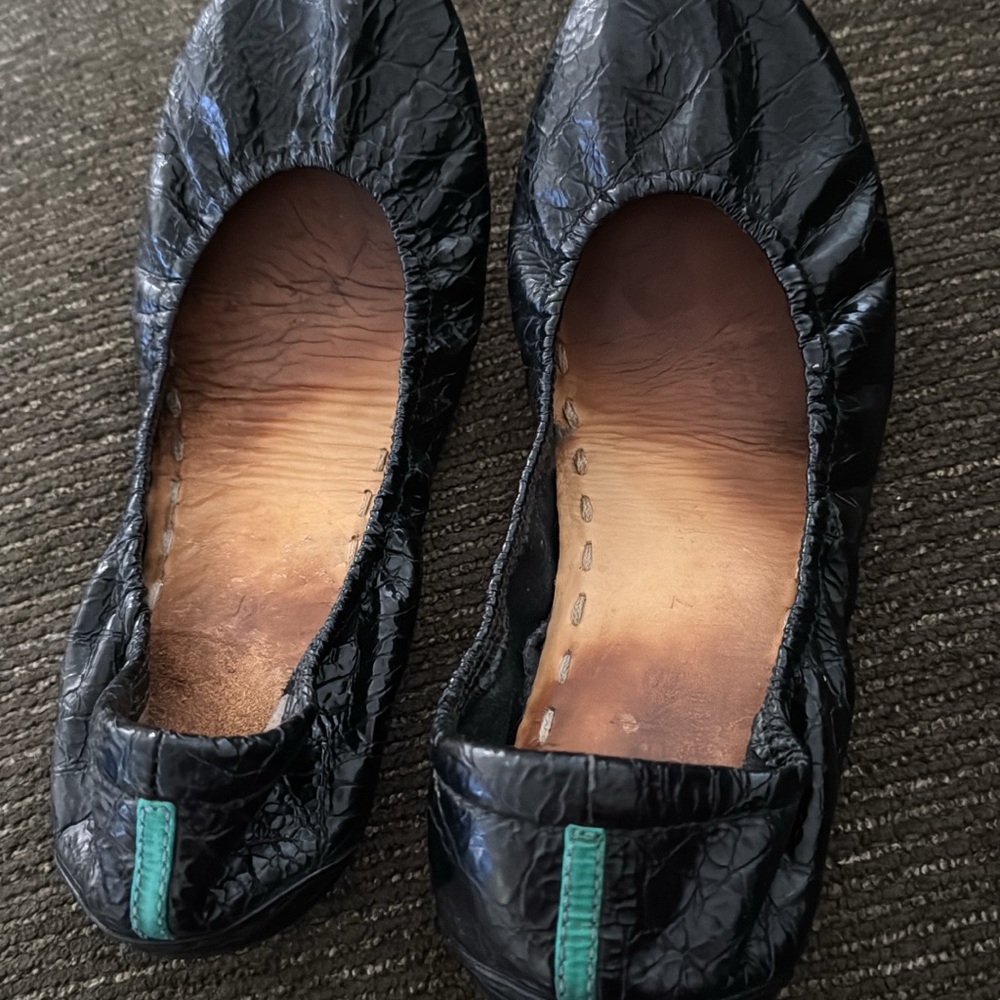 Tieks Stylish Obisdian Black Ballet Flats size 7 Well loved!
